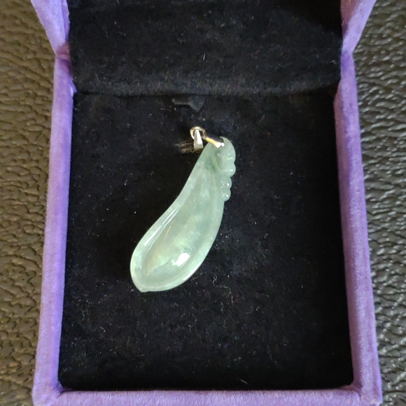 Vintage Jade Pendant Ruyi - Picture 2 of 2